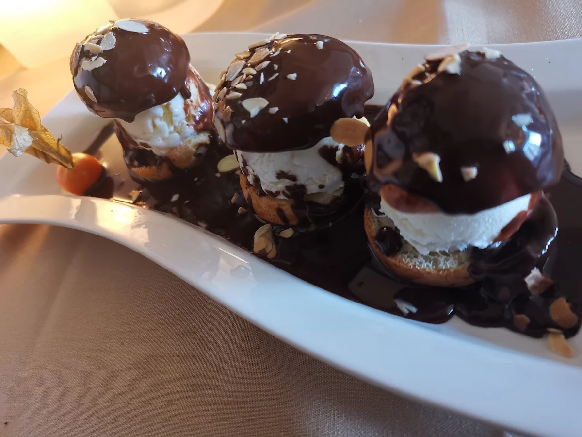 Profiteroles, Restaurant Le Surcouf