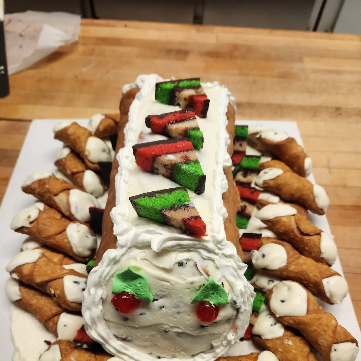 Large Cannoli