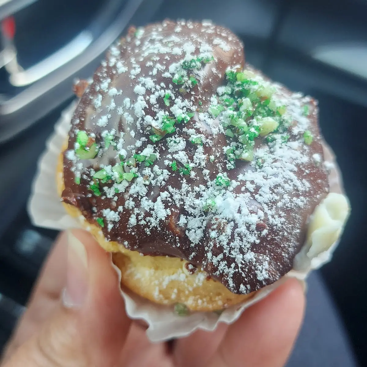 Pistachio Cream Puff