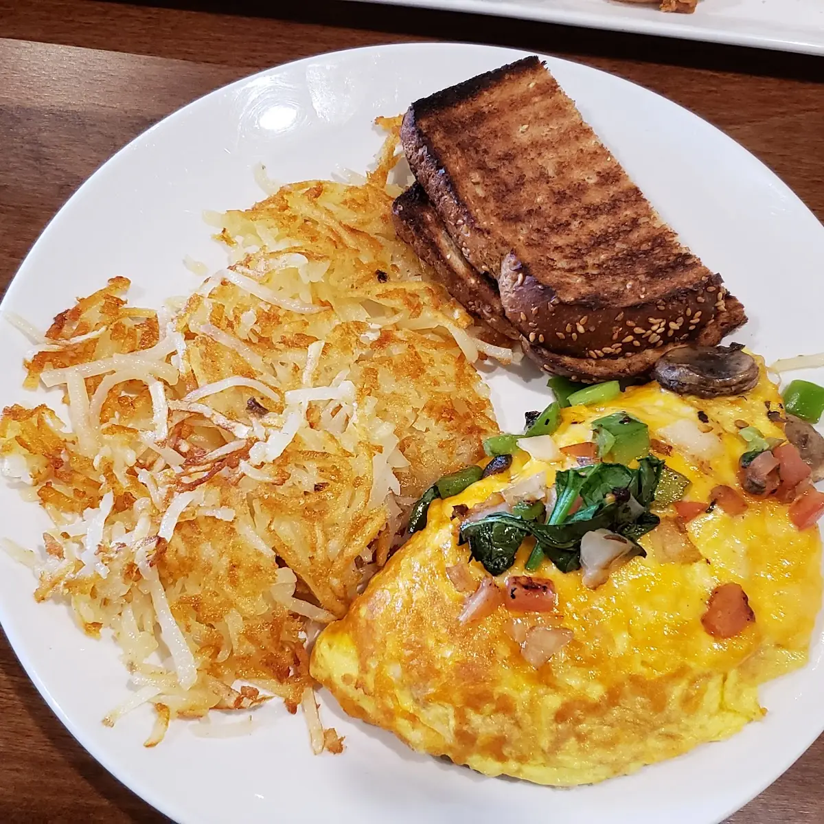 Garden Omelete with Hash Browns