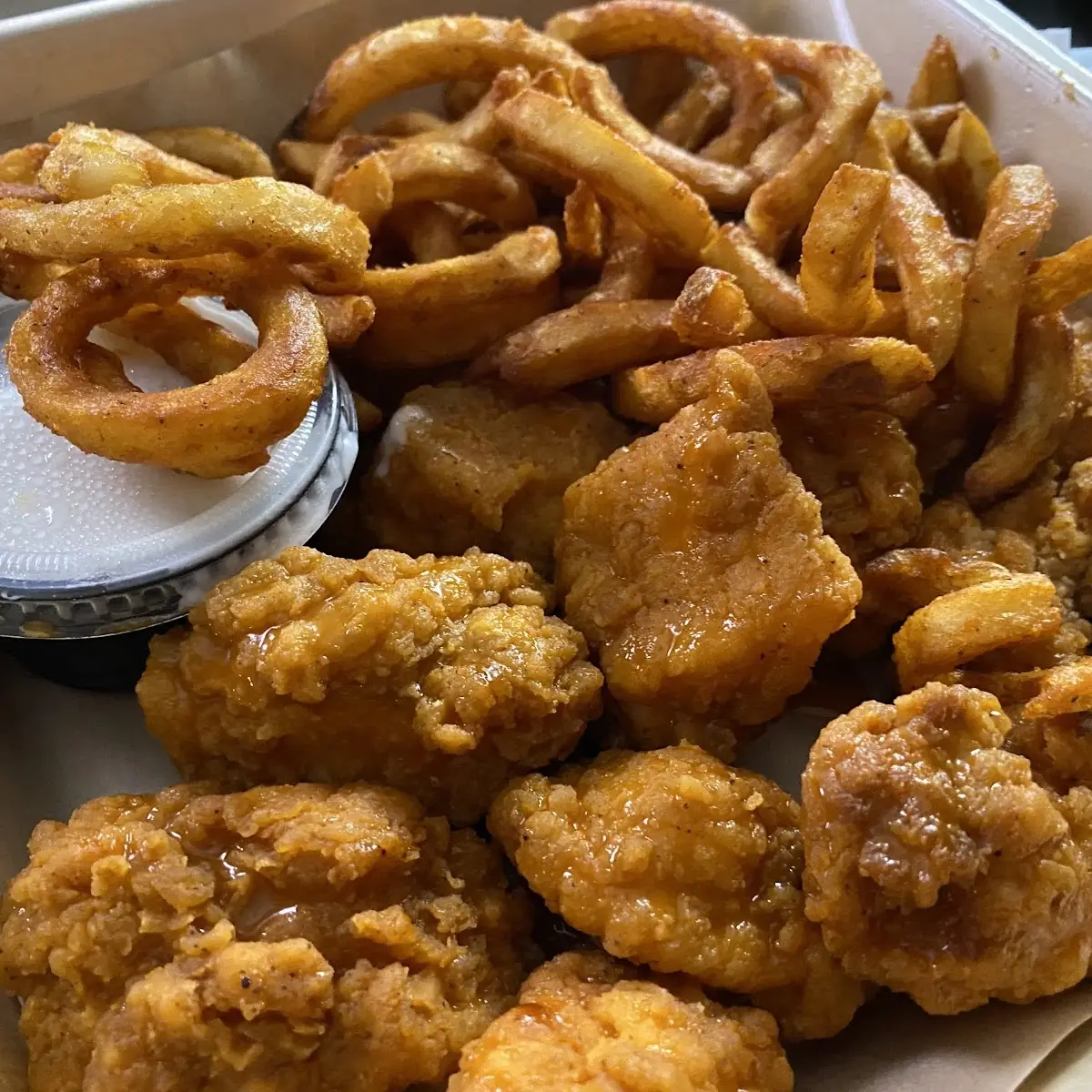 Cajun Dry Rub Boneless Wings Combo