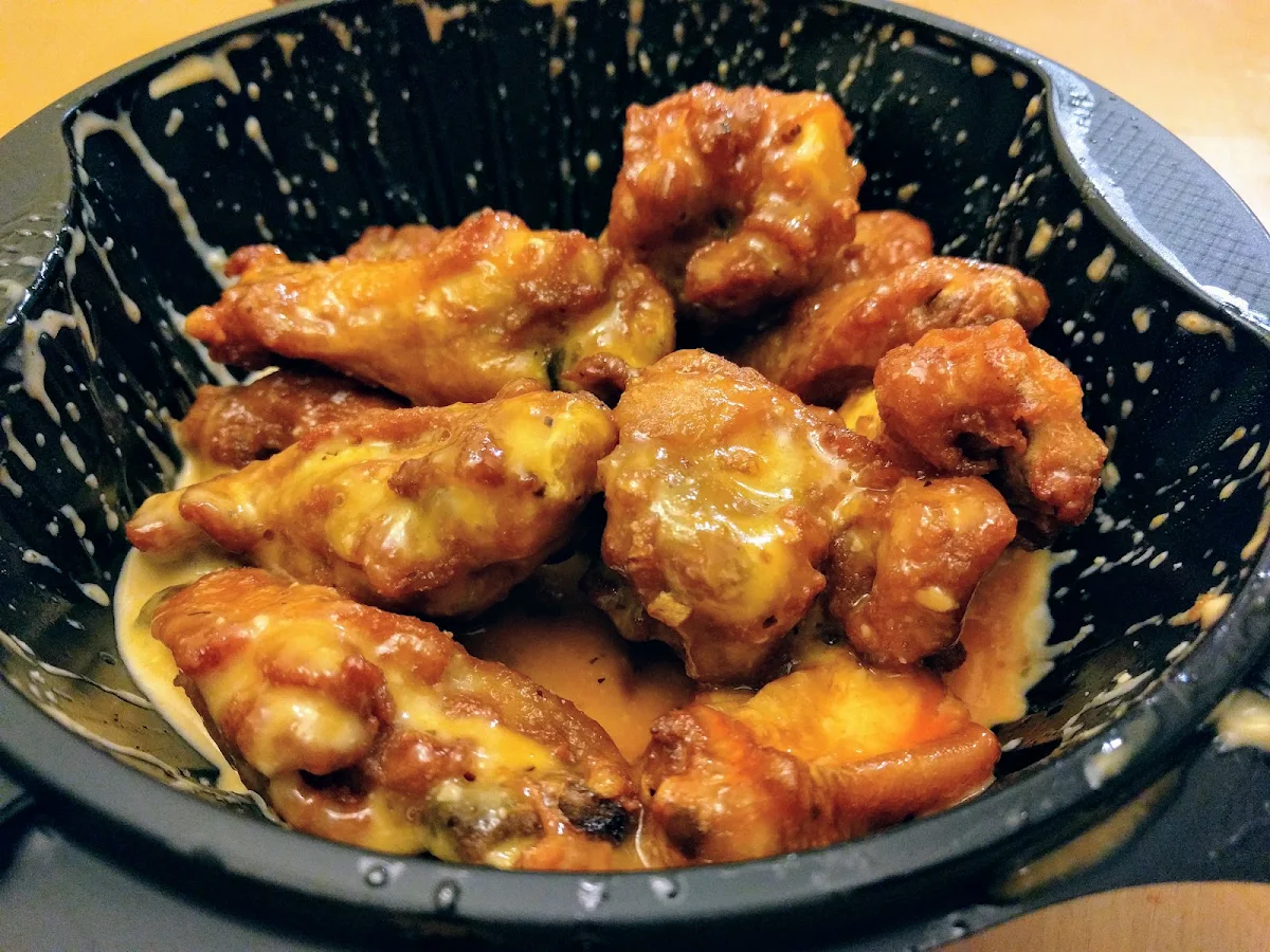 Spicy Garlic Chicken Wings