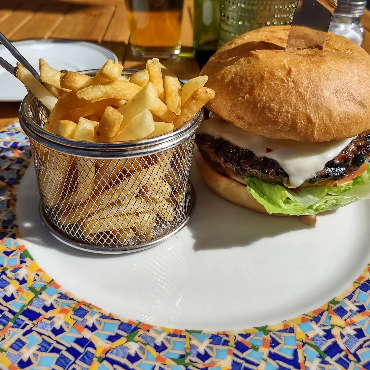 Royal Burger