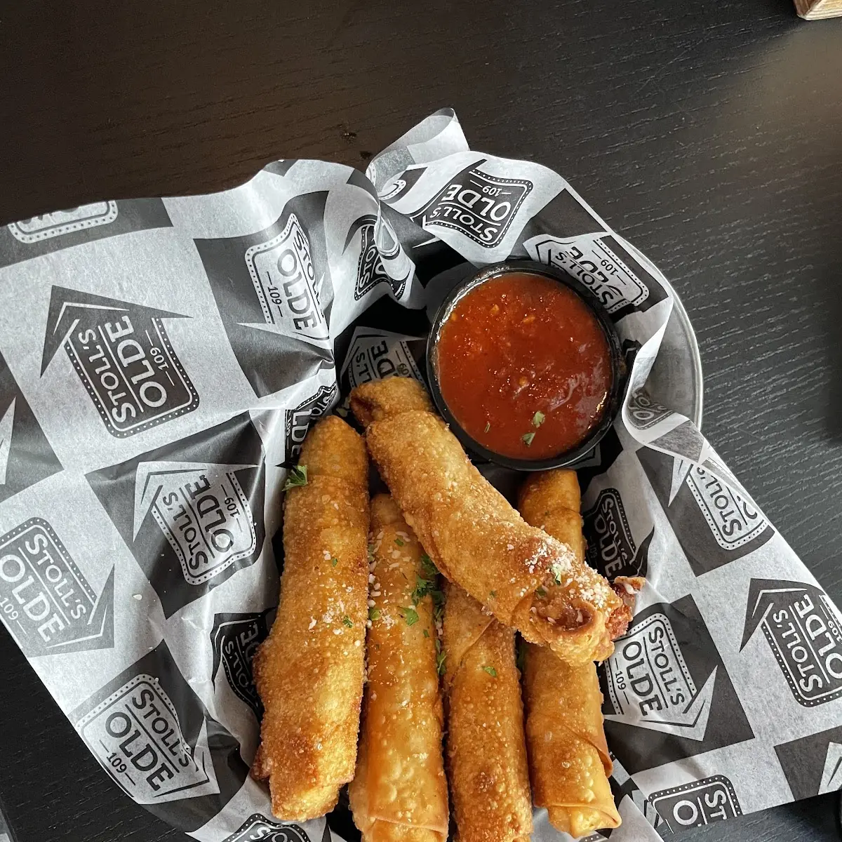 Mozzarella Sticks with Marinara Sauce