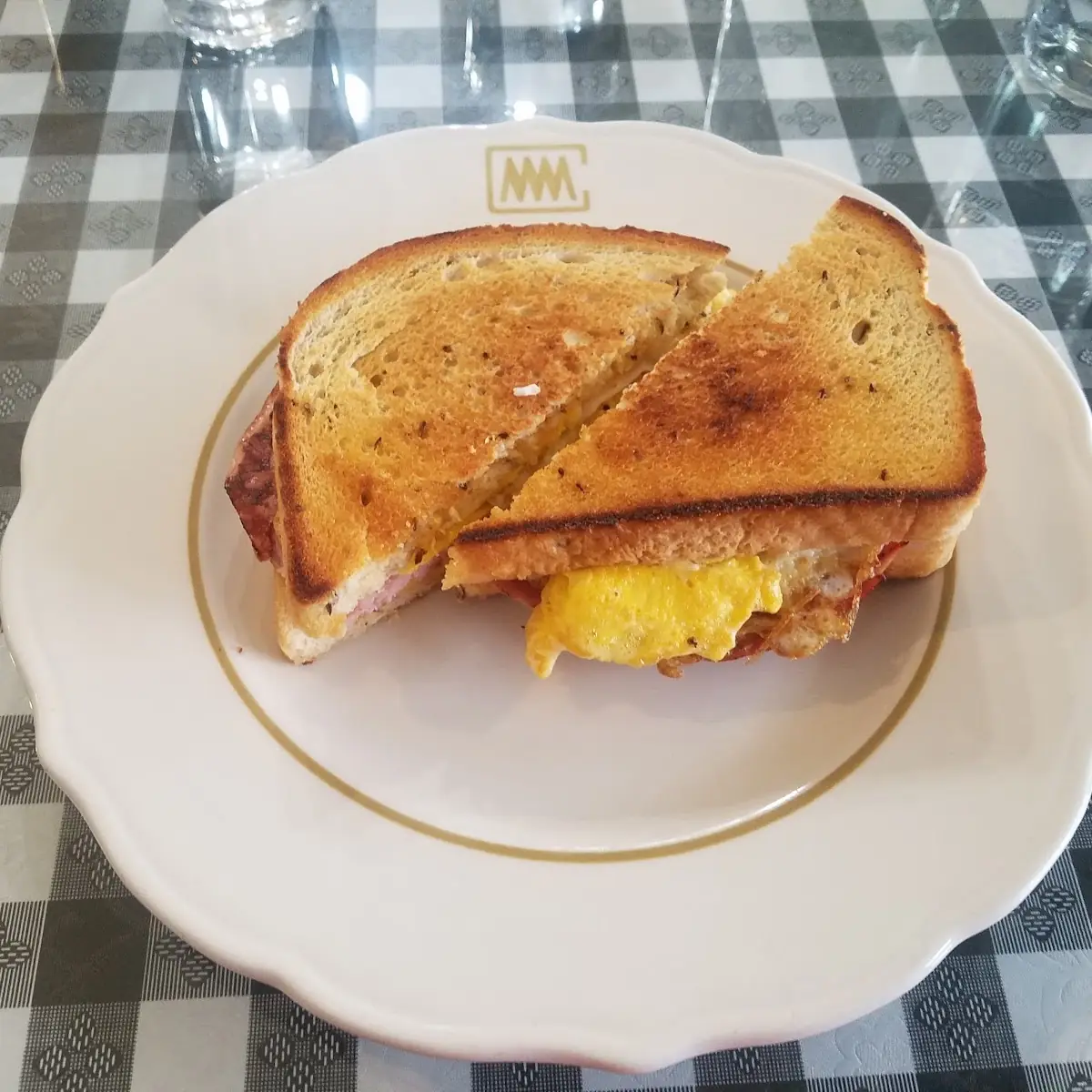 Breakfast Sandwich