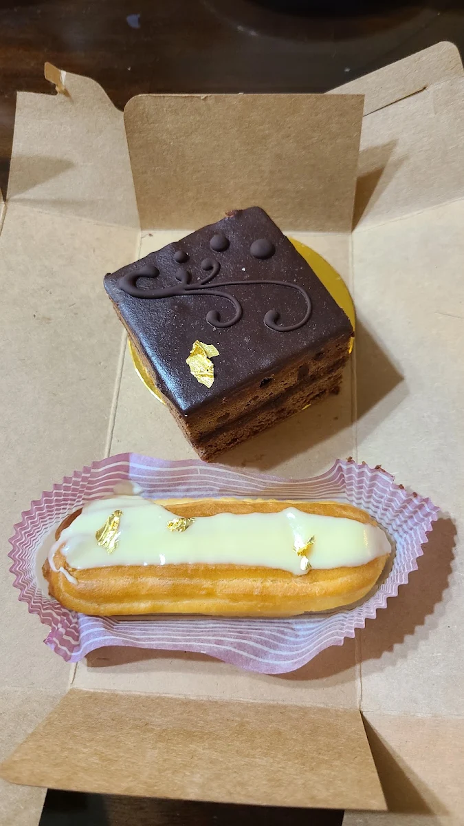 Boston Cream Pie
