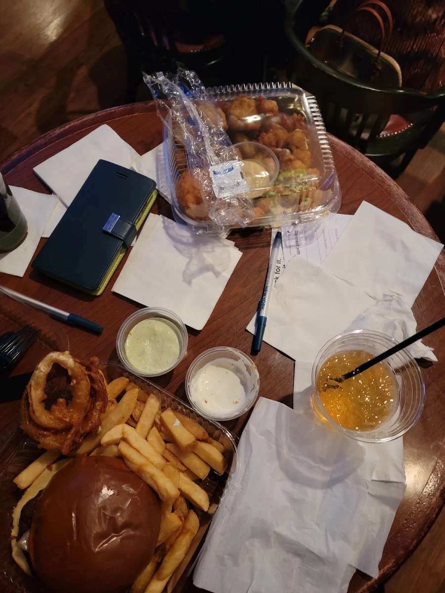 Cheeseburger and Appetizer Sampler