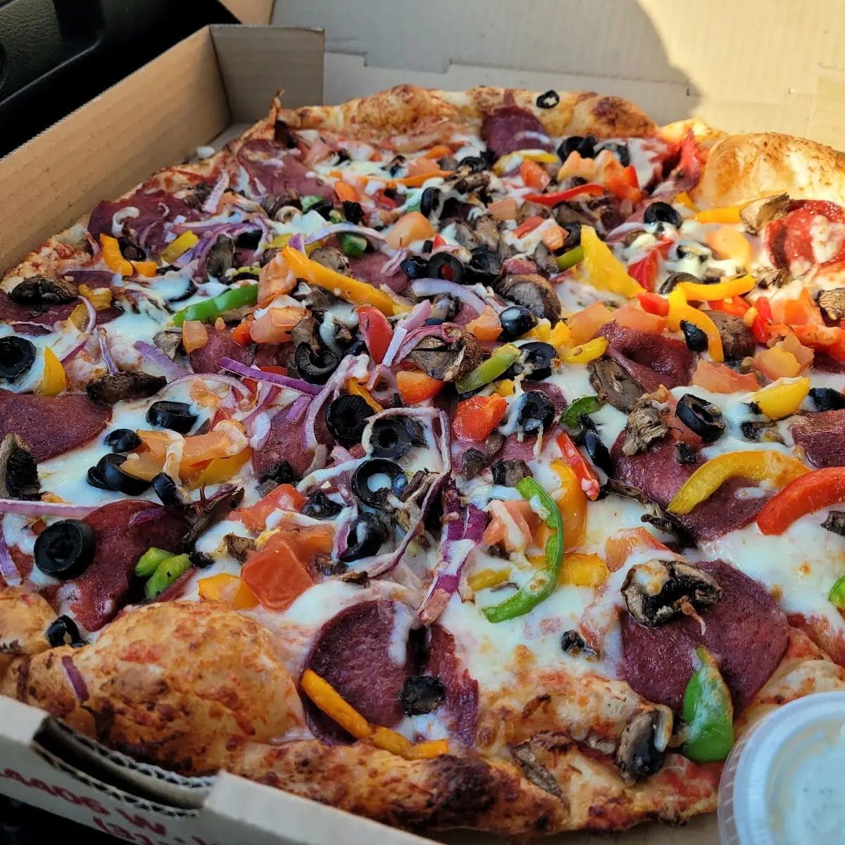 Large Pepperoni Veggie Pizza