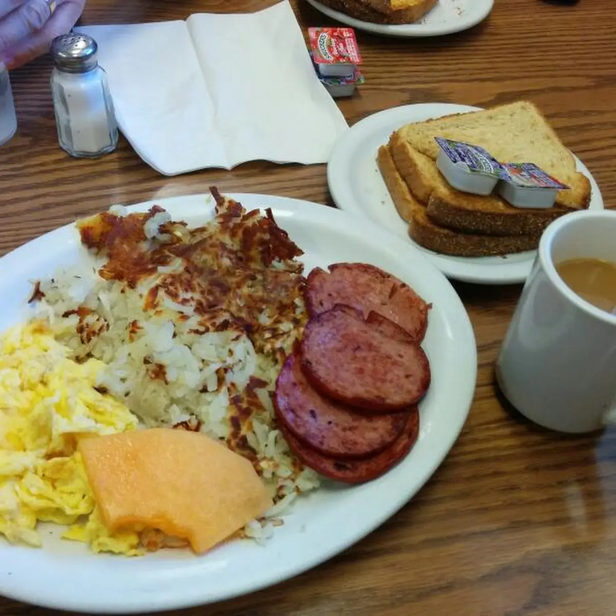 Scrambled Eggs & Chopped Ham