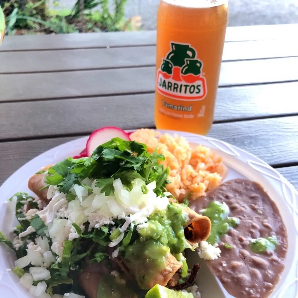 Tacos Dorados de Pollo