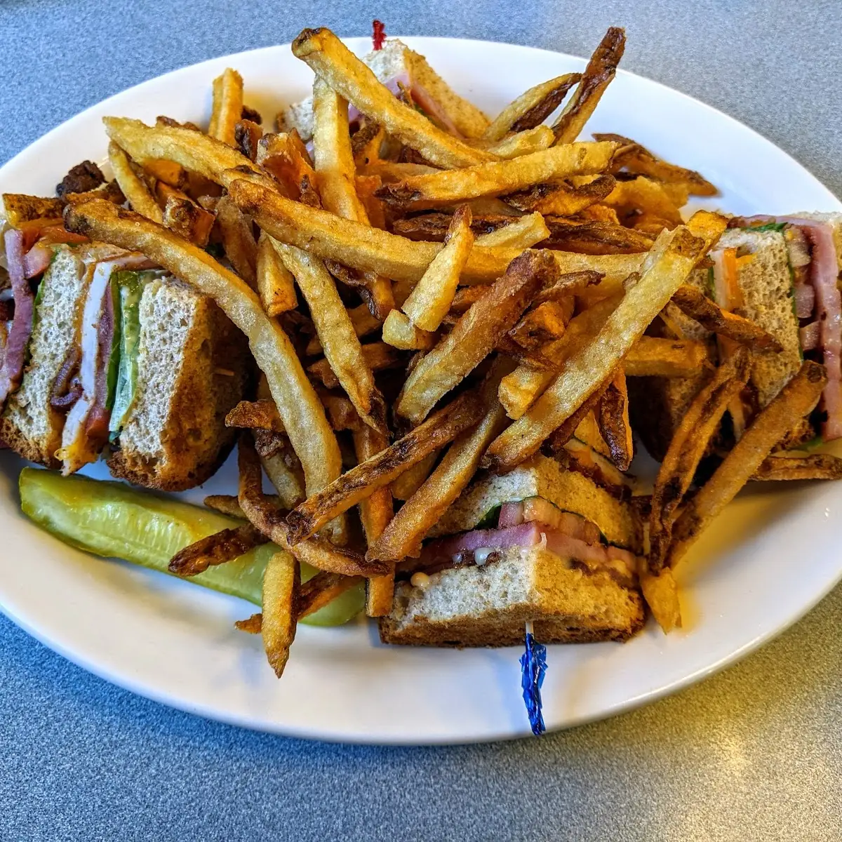 Uptowner Club Sandwich