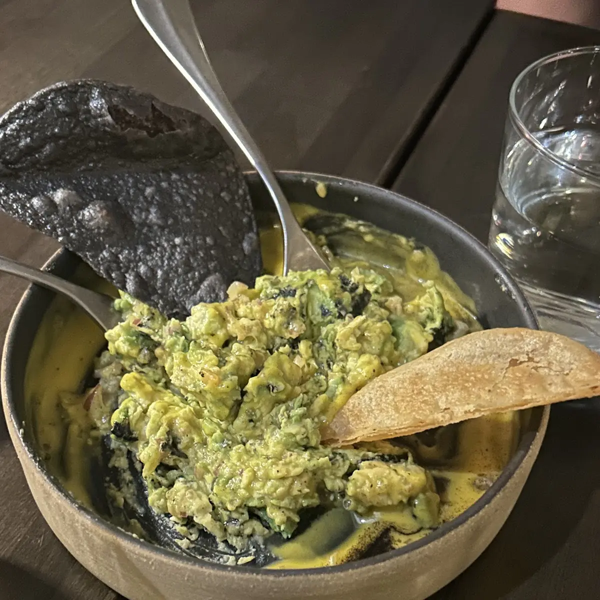 Guacamole Tatemado