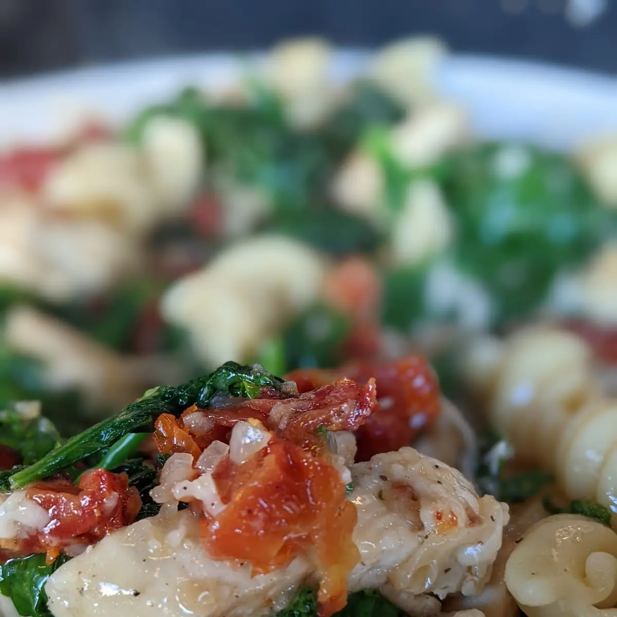 Fusilli with Chicken Sun-Dried Tomatoes and Broccoli Rabe