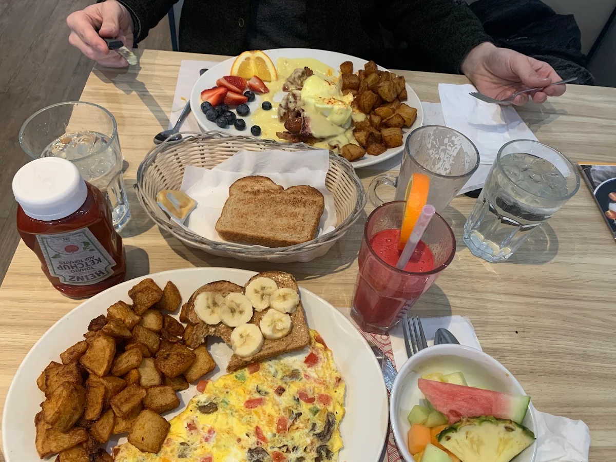 Triple Meat Eggs Benedict Mix, Le wake n bacon