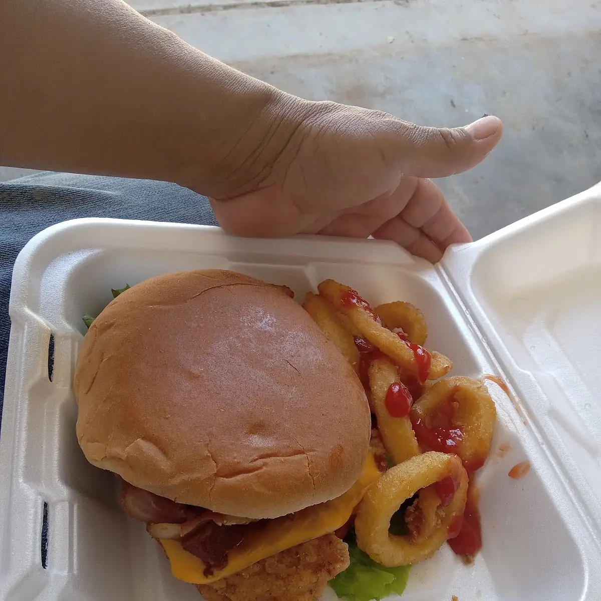 Chicken Sandwich with Onion Rings