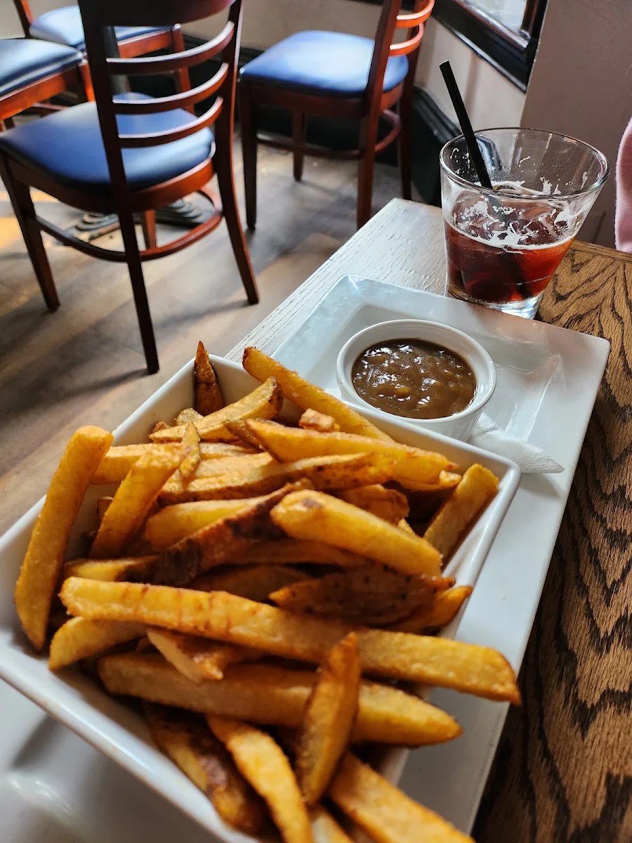Parmesan Truffle Frites, The King George Pub