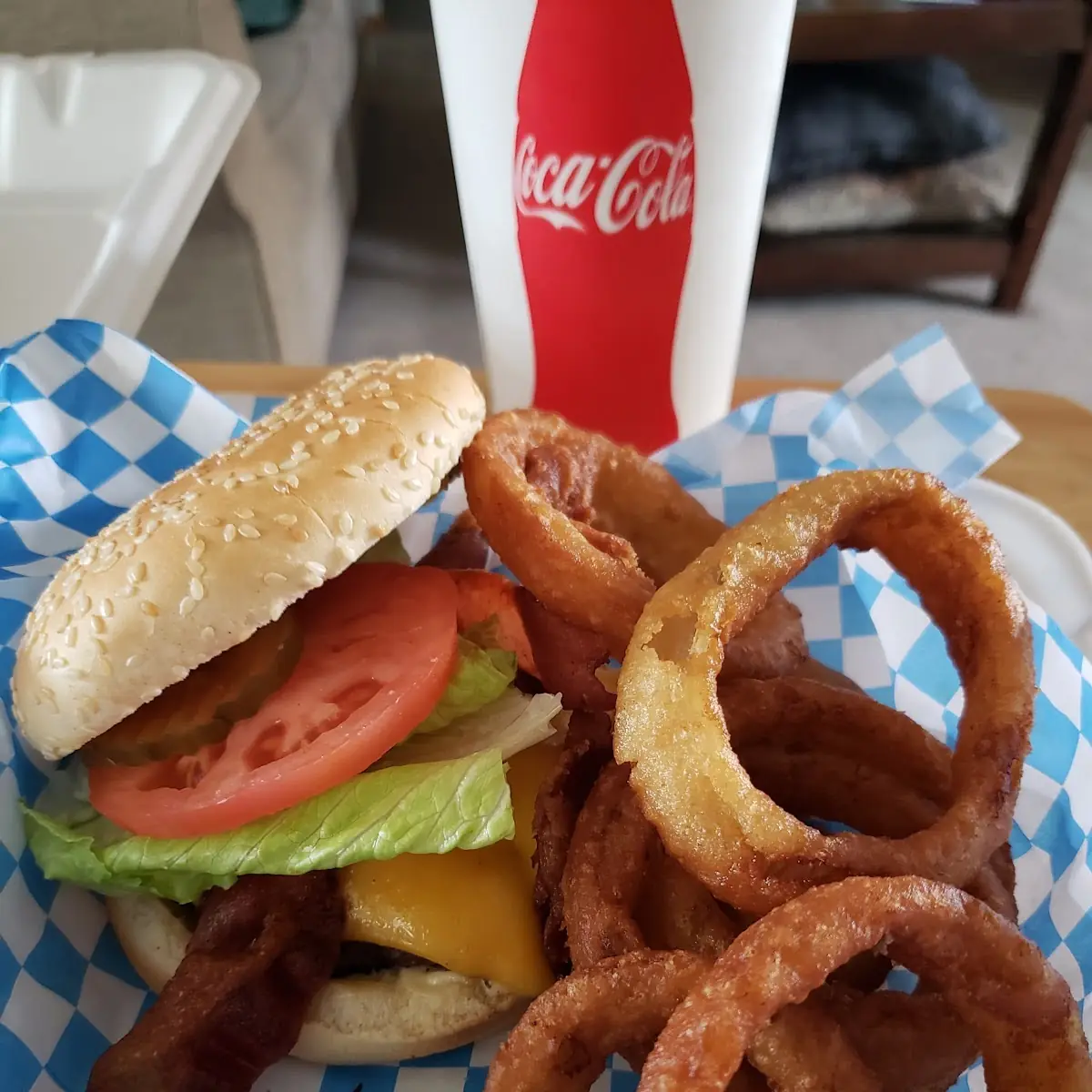 Bacon Cheeseburger w Onion Rings