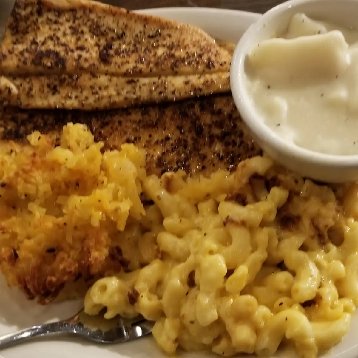 Smokehouse Grilled Chicken & Mashed Potatoes