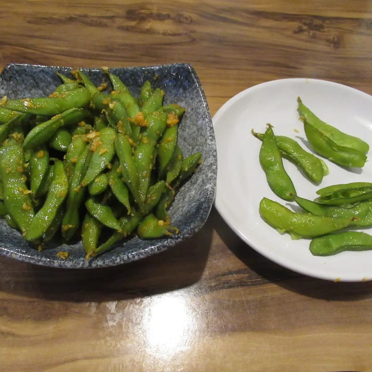 Spicy Garlic Edamame