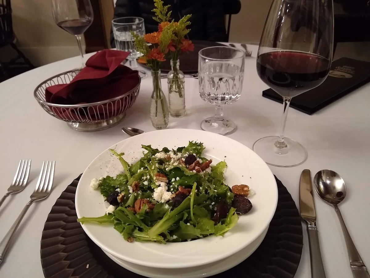 Fig and Pecan Salad