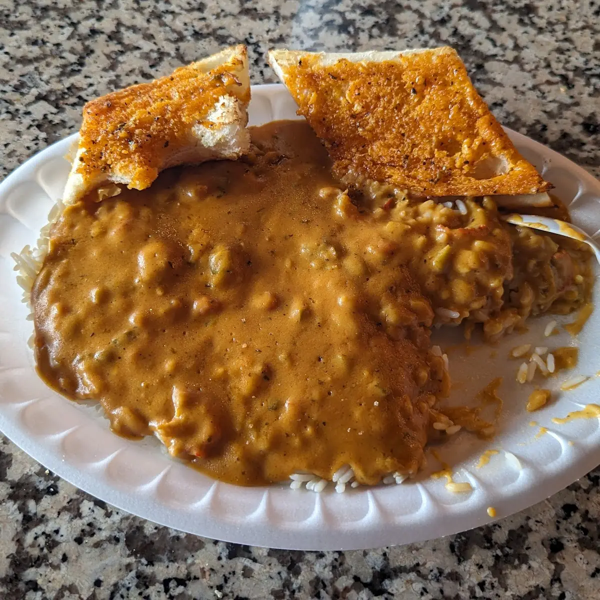 Chilli Cheese Etouffee with Crawfish and Garlic Bread