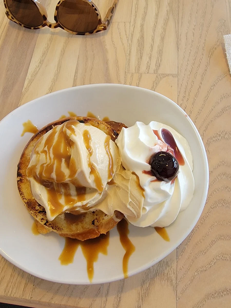 Salted Caramel Brioche Sundae