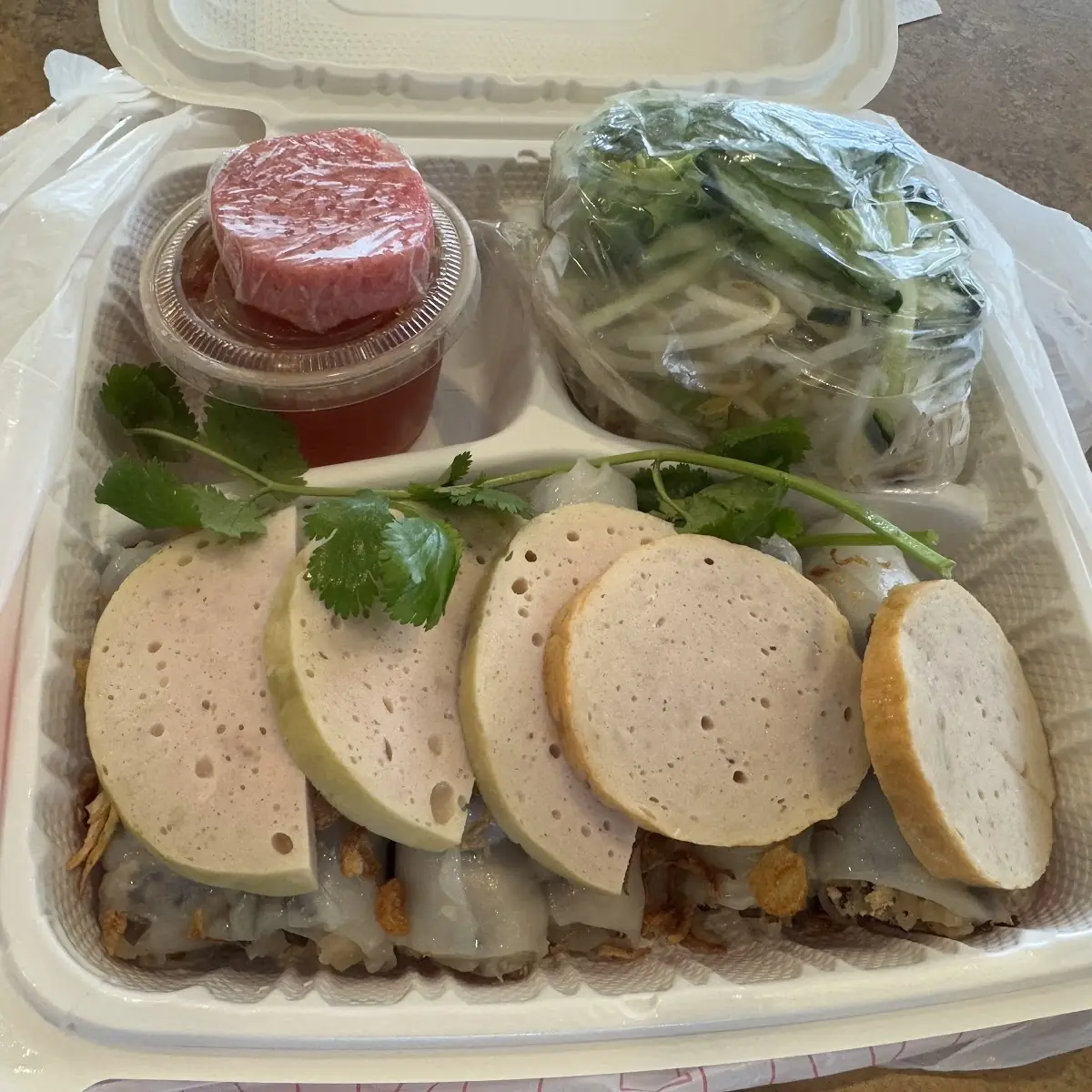 Bánh Cuốn Nhân Thịt