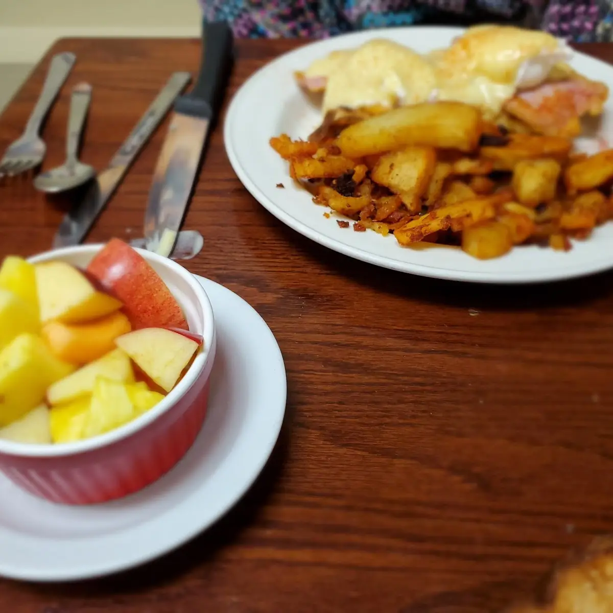 Canadian Eggs Benedict, Scoops Restaurant Breakfast and Lunch
