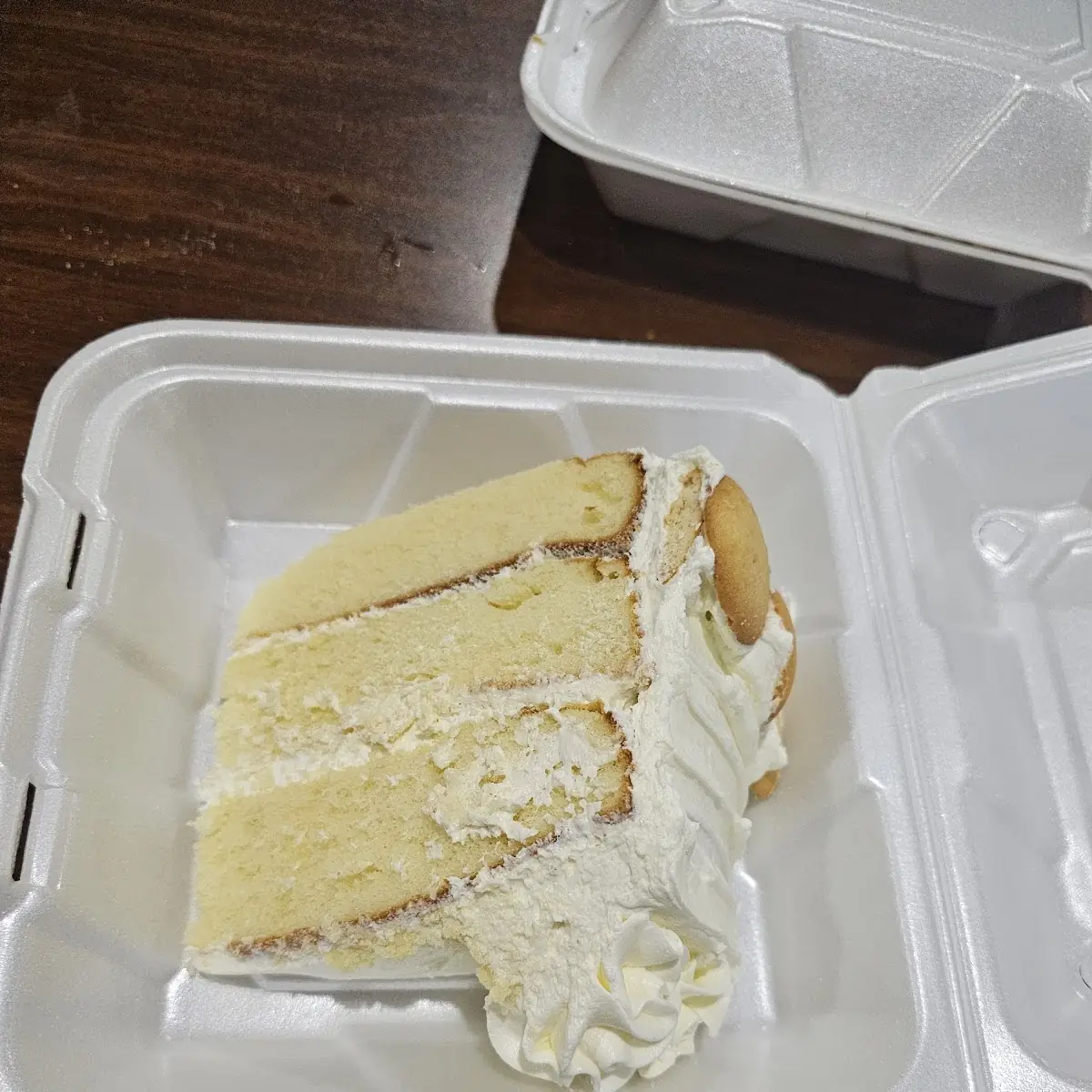 Banana Pudding Cake Slice