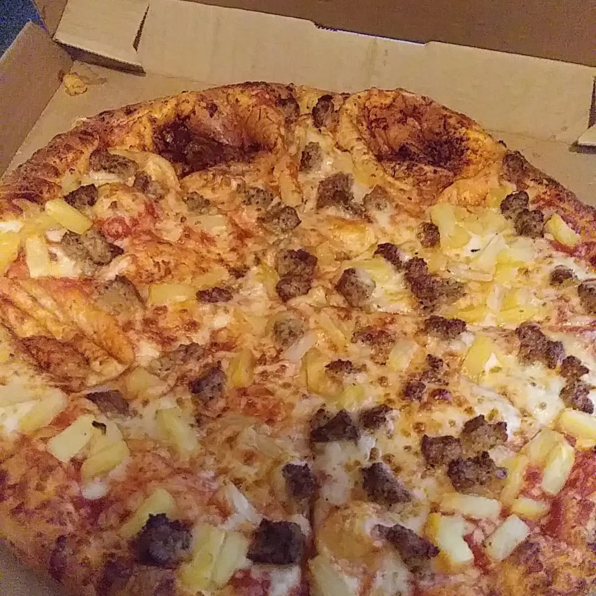 Hawaiian Pizza