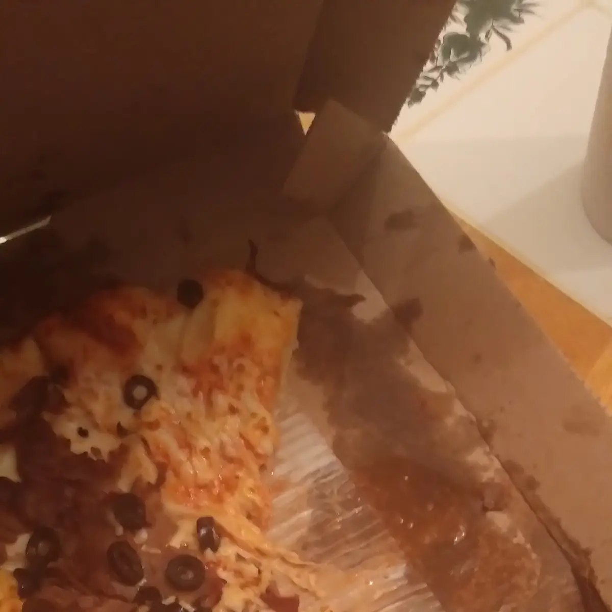 Pan Pizza with Philly Steak and Extra Cheese Black Olive