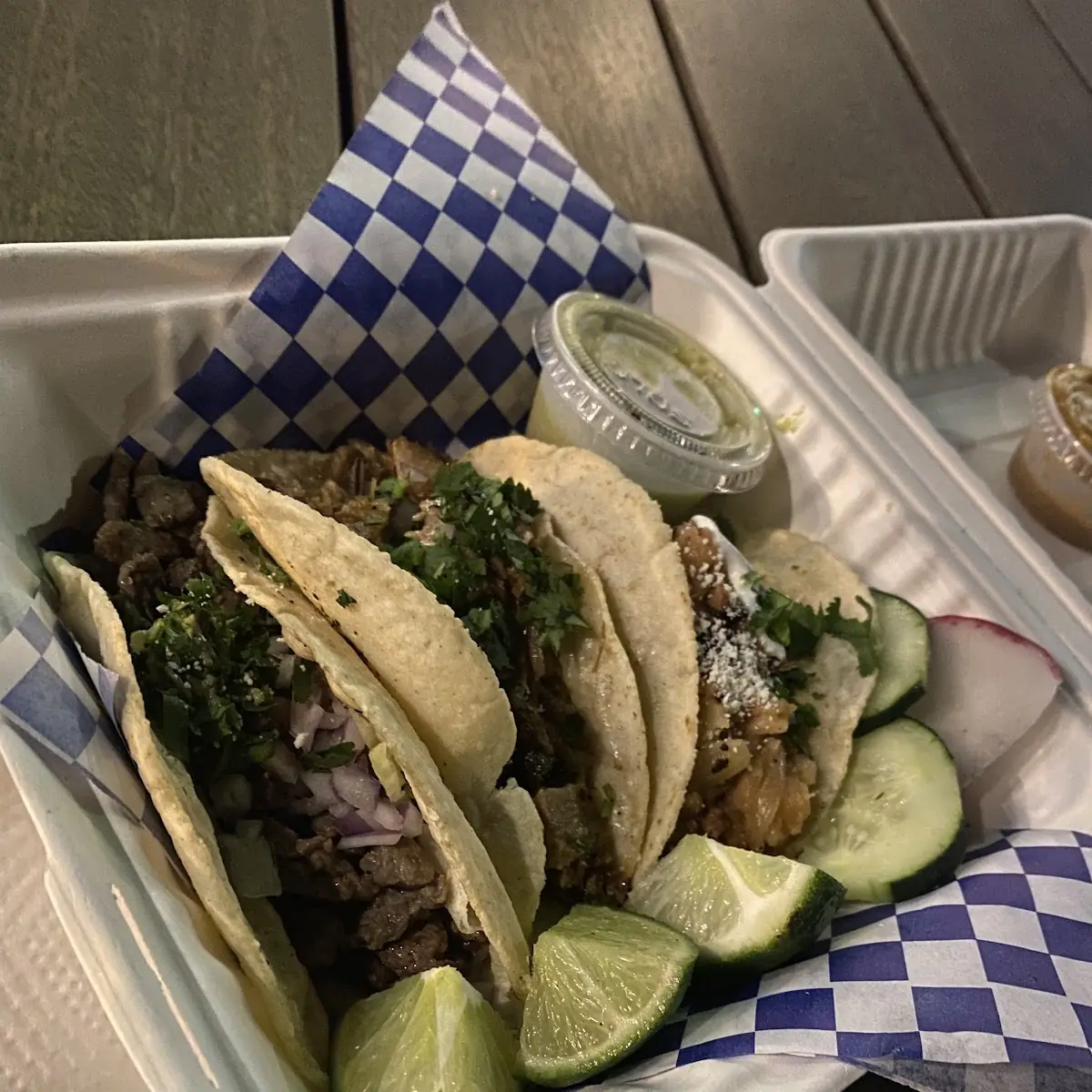 4 Tacos Birria