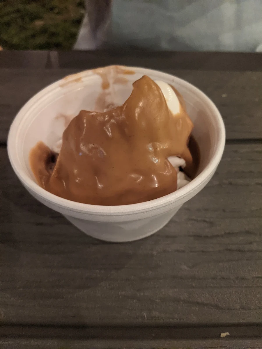 Ice Cream with Peanut Butter Sauce