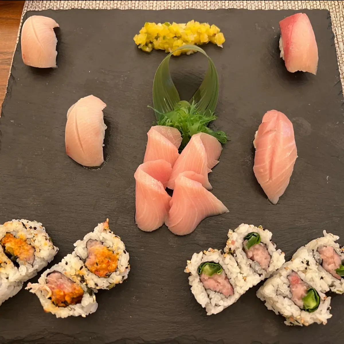 Yellowtail Roll