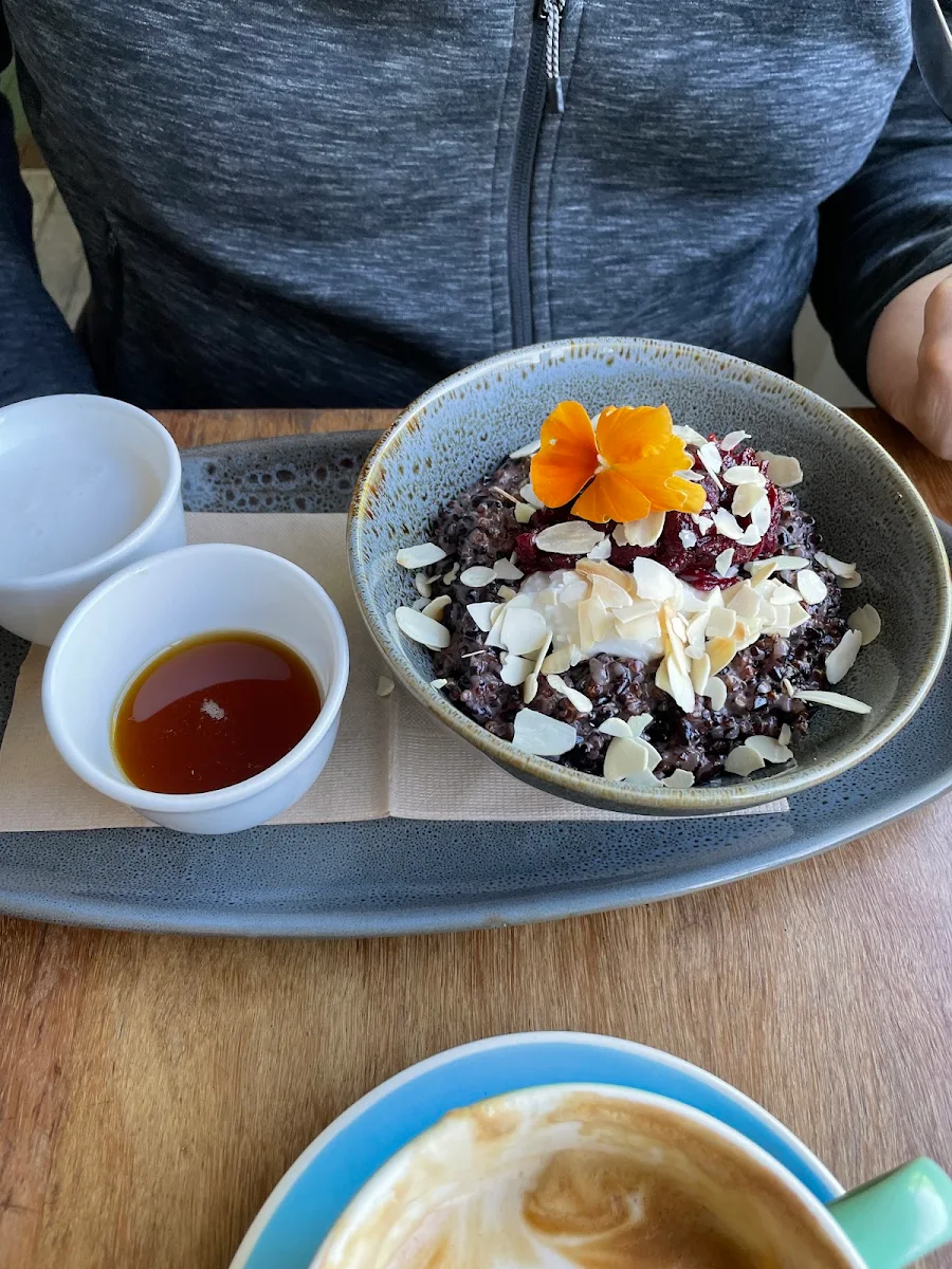 Black Rice and Quinoa Porridge