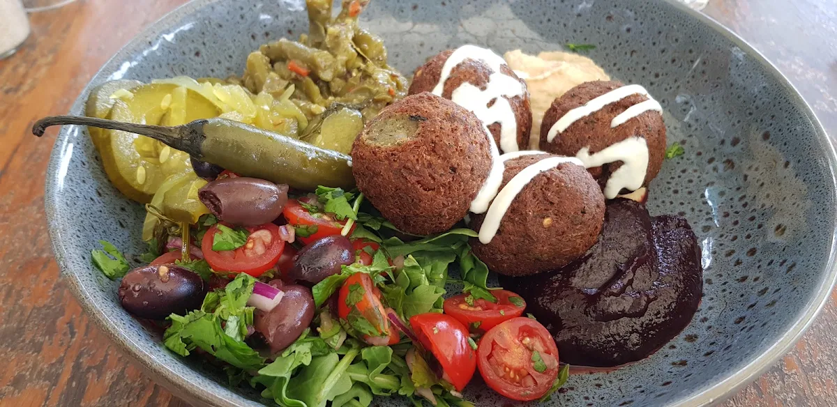 Falafel Salad
