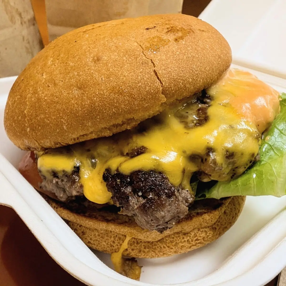 Cheeseburger Deluxe