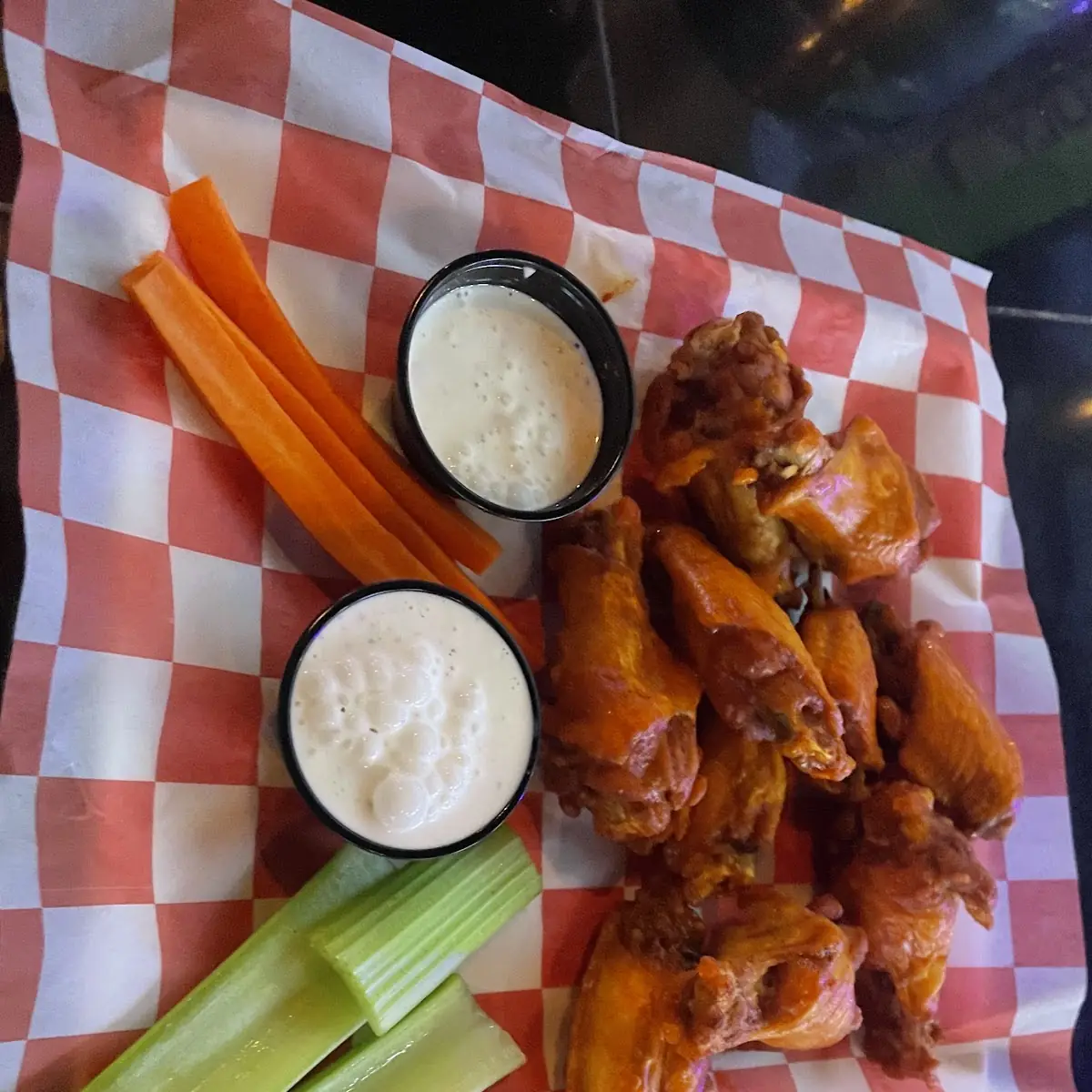 Classic Buffalo Wings with Ranch