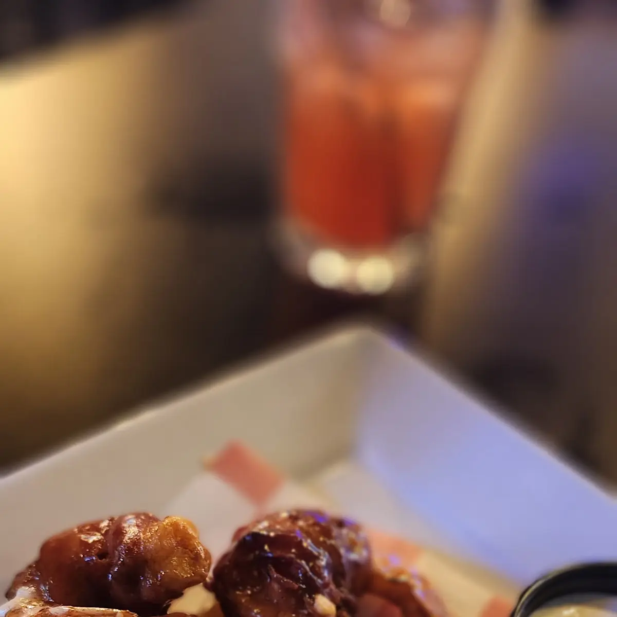 Knockout & Boneless Wings