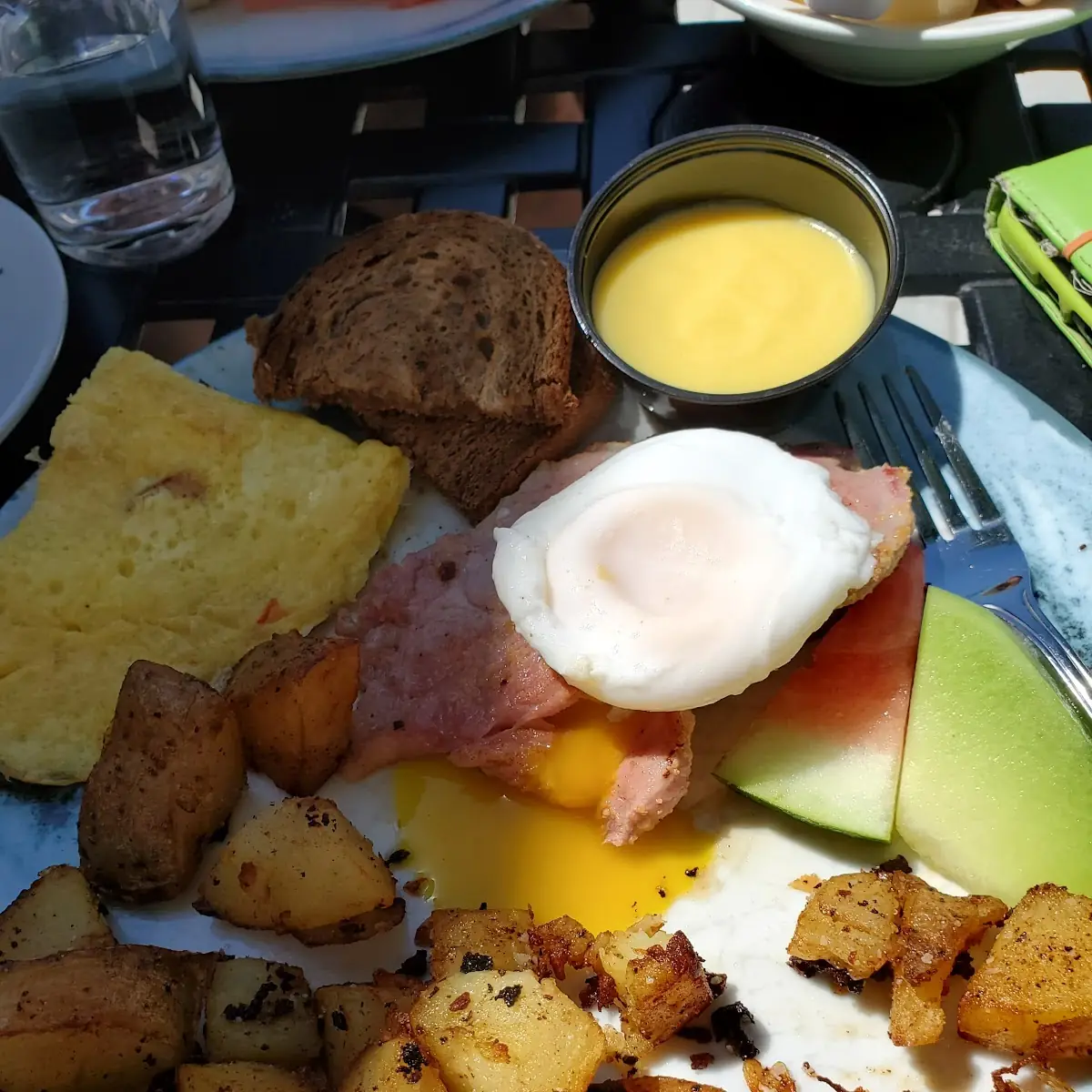 Twisted Eggs Benedict