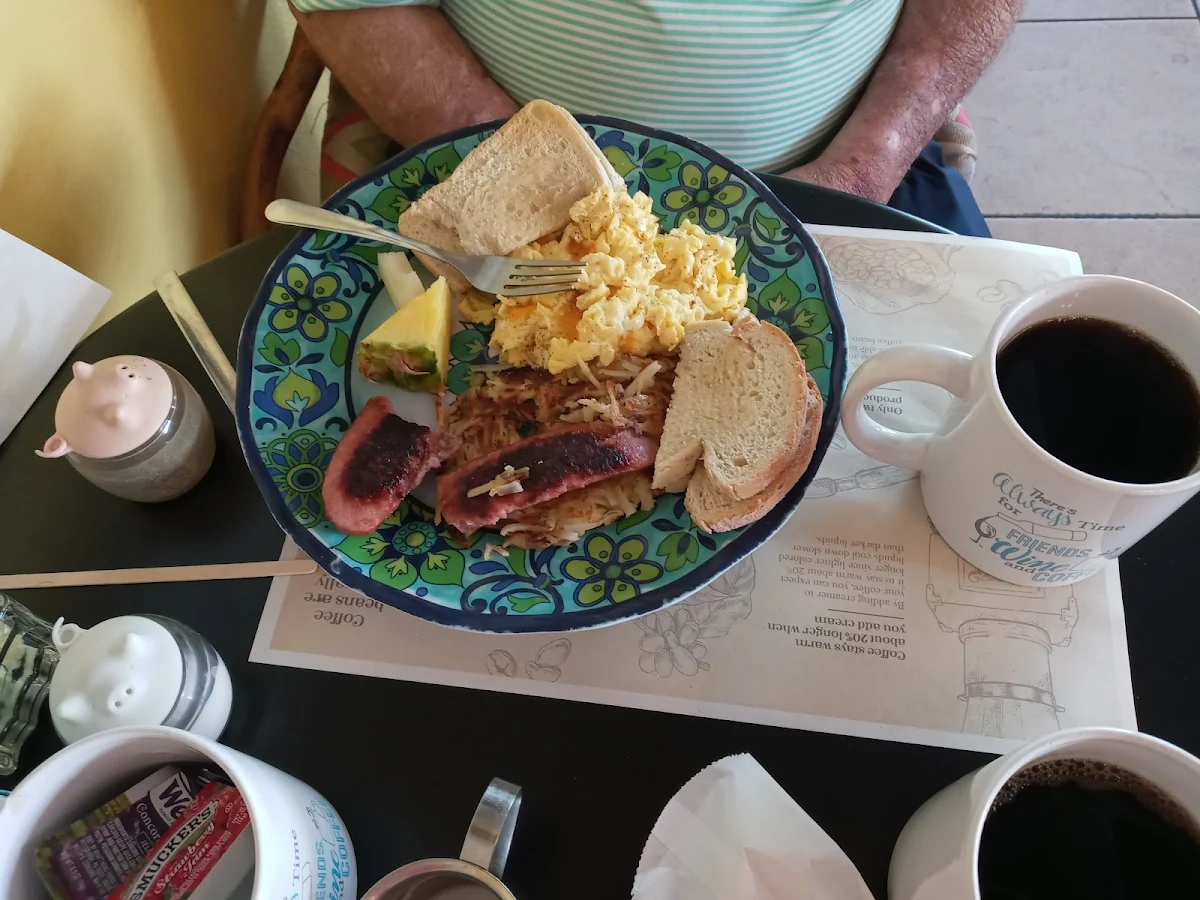 Scrambled Eggs Kielbasa & Hashbrowns