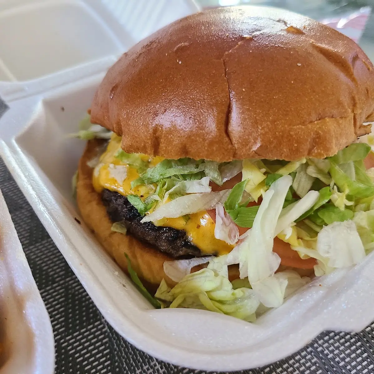 Regular Cheeseburger with Turkey Bacon