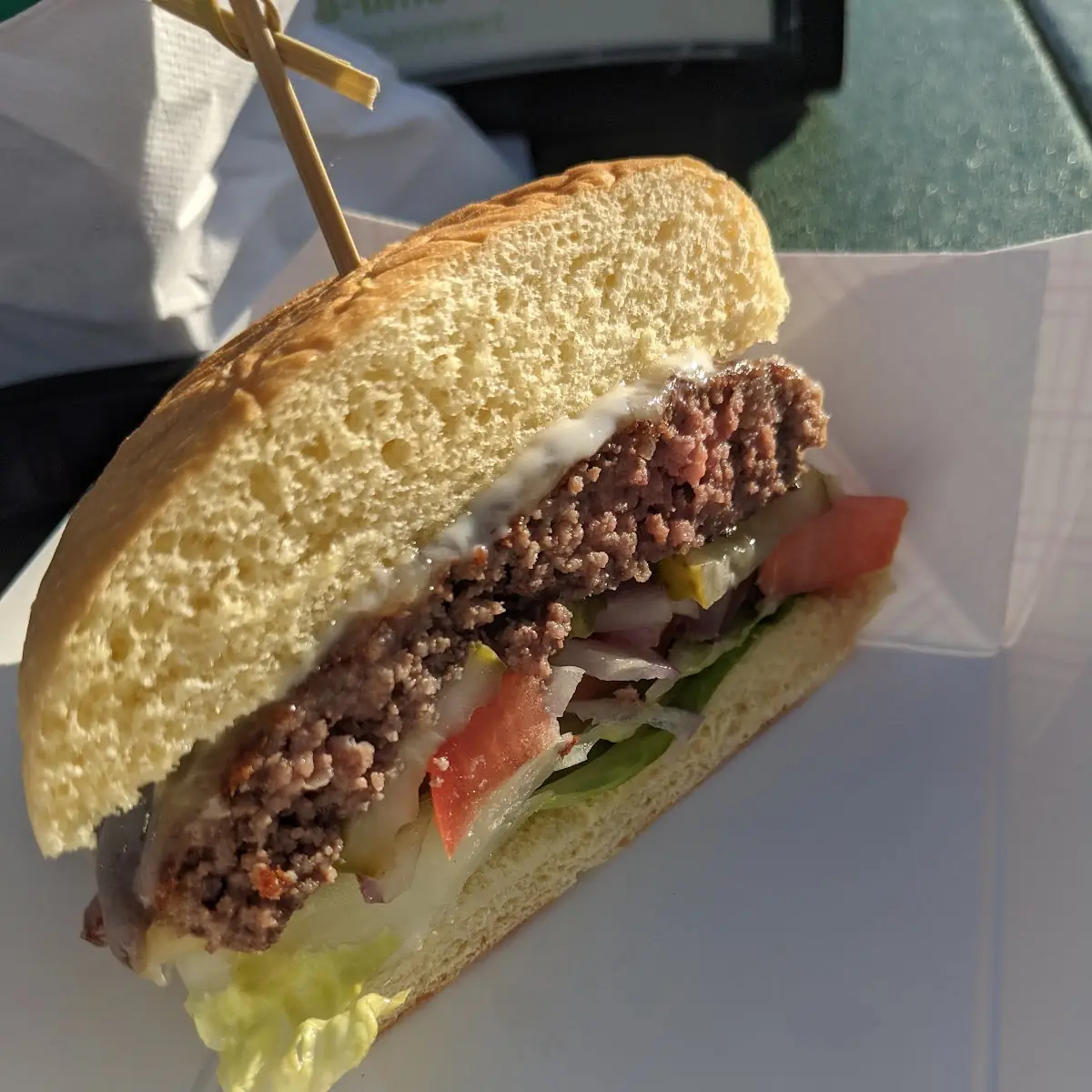 Hamburger or Cheese Burger