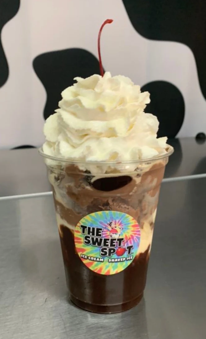 Sundaes Floats Banana Split
