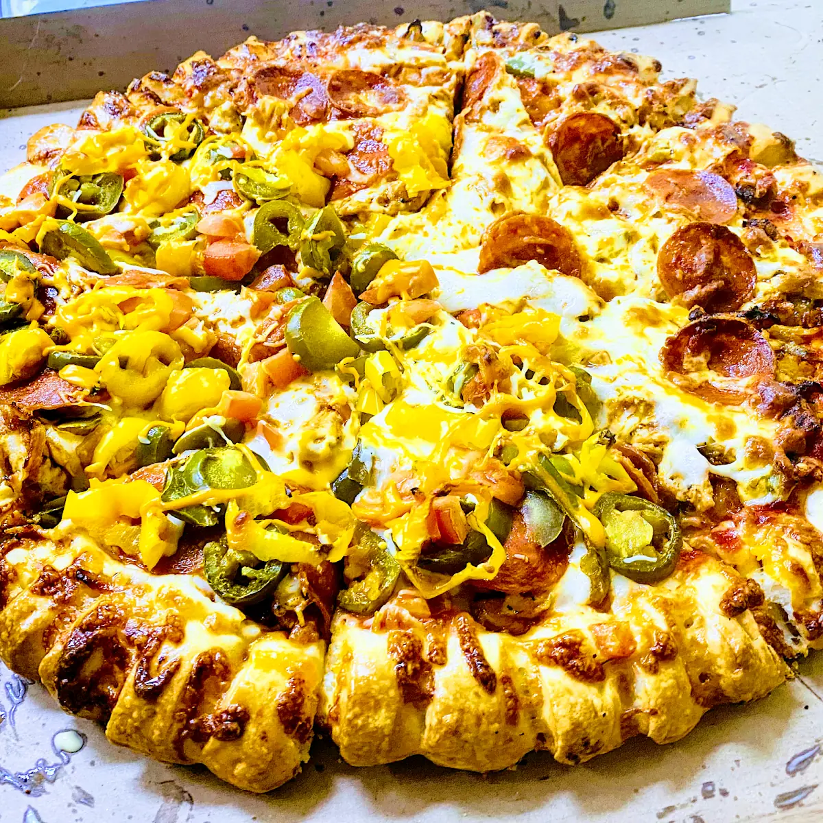 Magic Bacon Cheese Burger Pizza