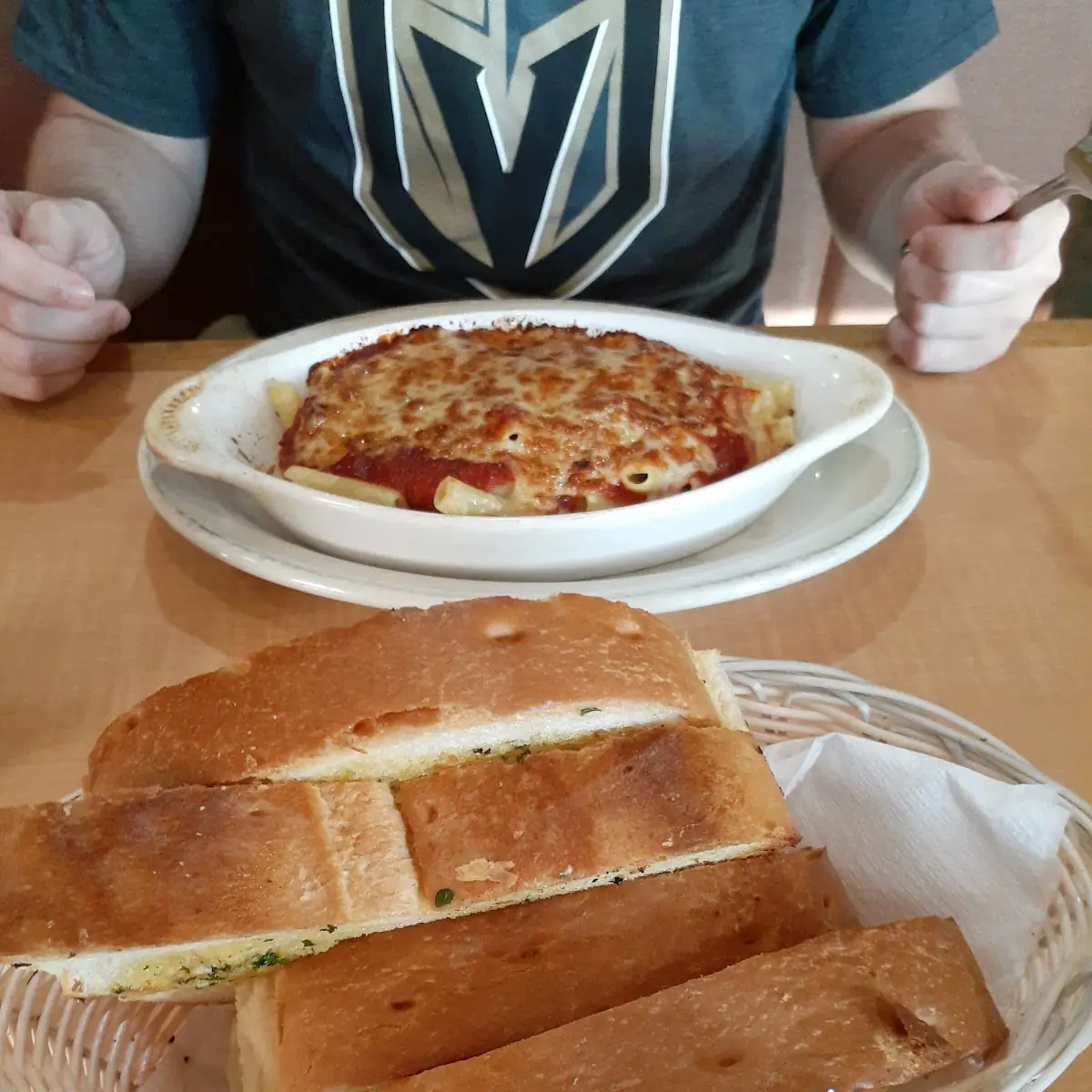 Garlic Bread and Baked Ziti