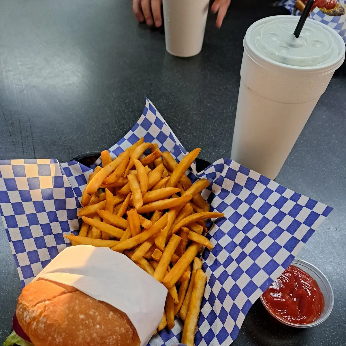 Kids Cheeseburger