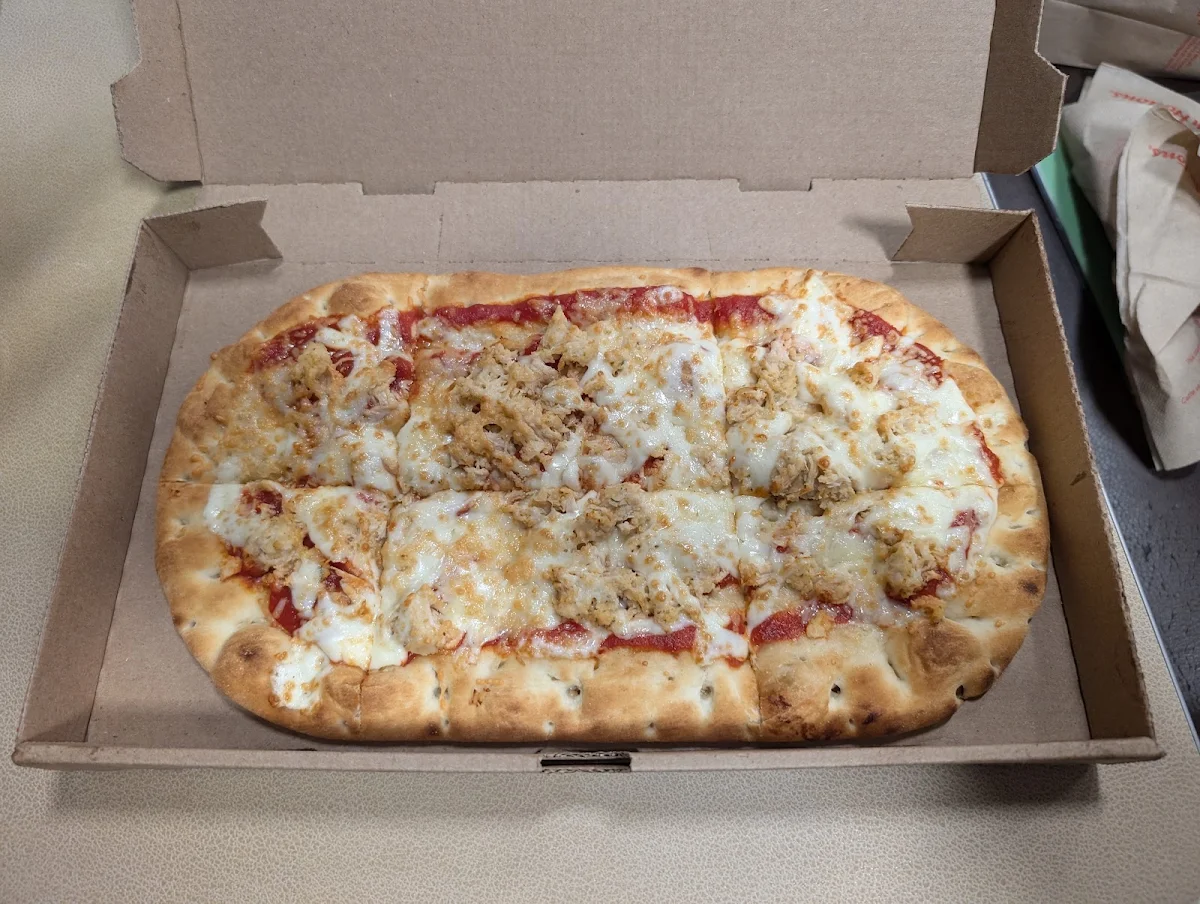 Chicken Parmesan Flatbread Pizza