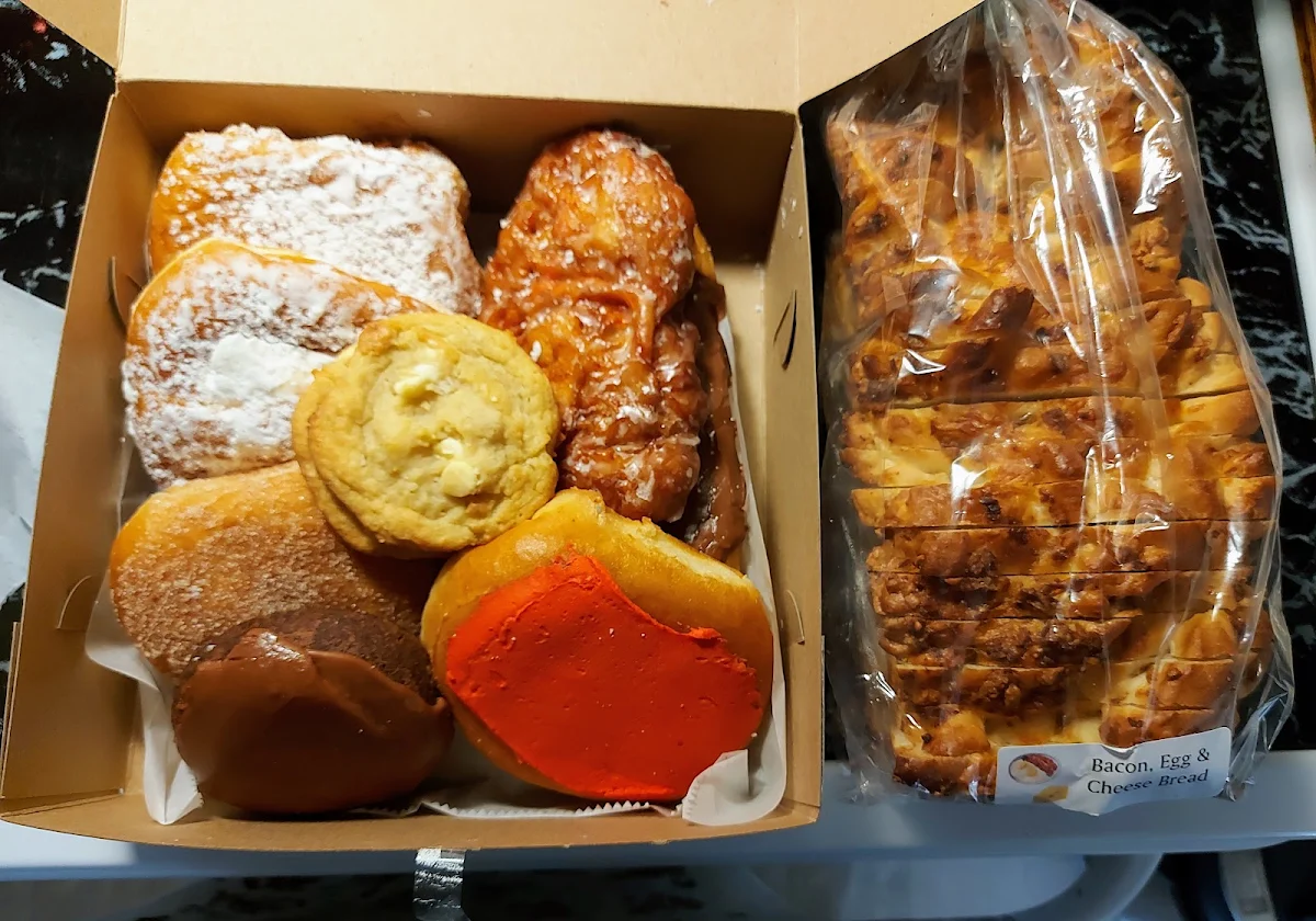 Half Dozen Donuts Bacon Cheddar Bread