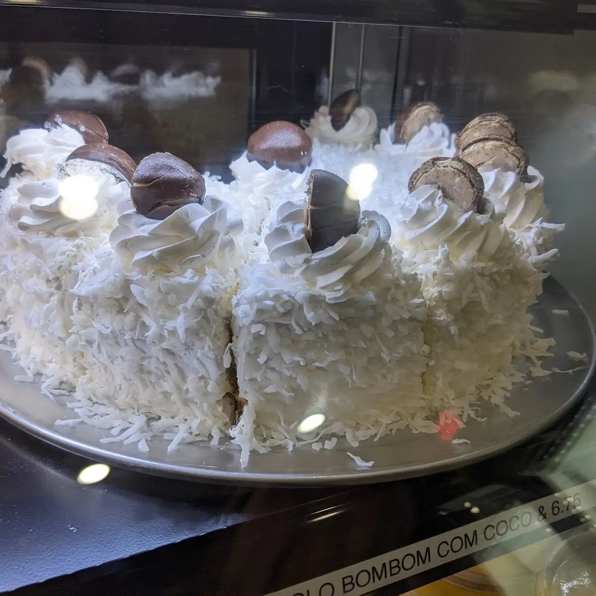 Bolo De Bom Bom